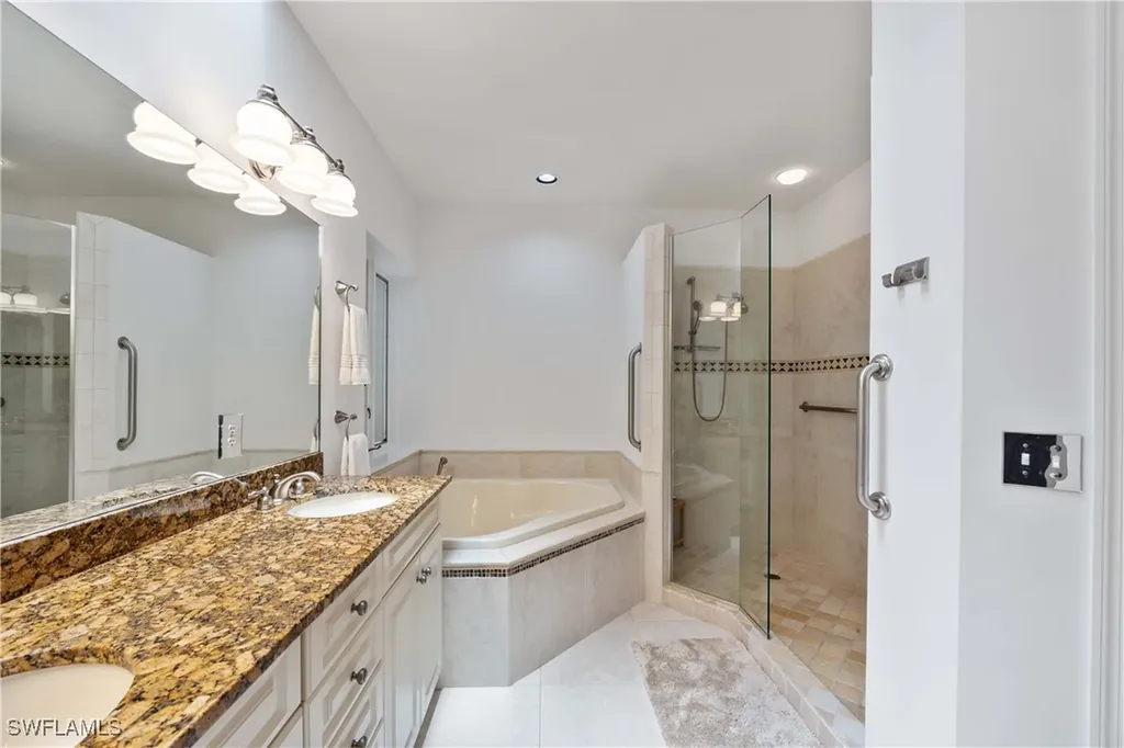 816 Turkey Oak Lane Naples FL 34108