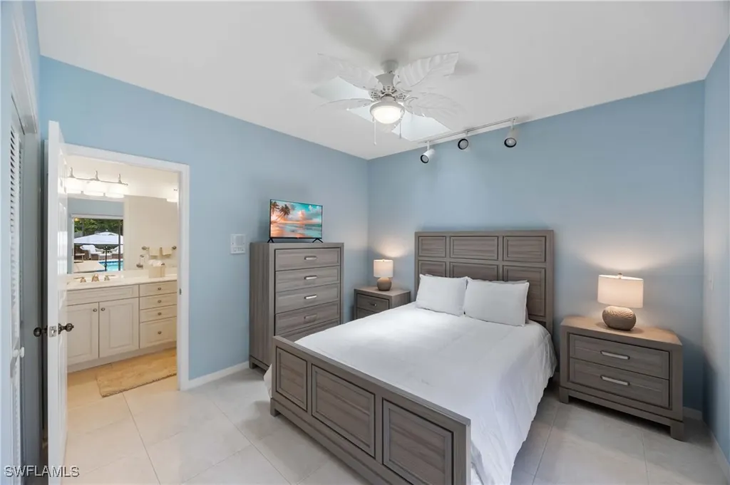 816 Turkey Oak Lane Naples FL 34108