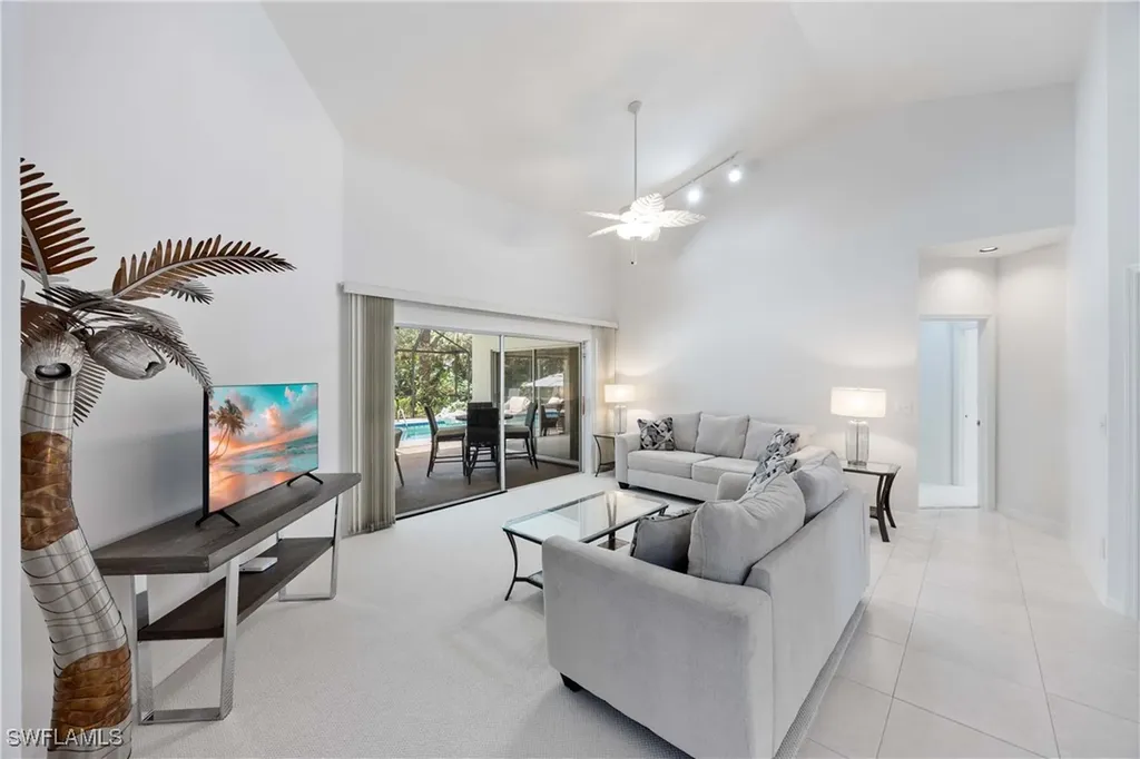 816 Turkey Oak Lane Naples FL 34108