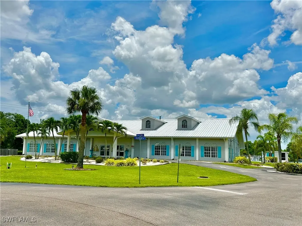 5121 Fiddleleaf Drive Fort Myers FL 33905