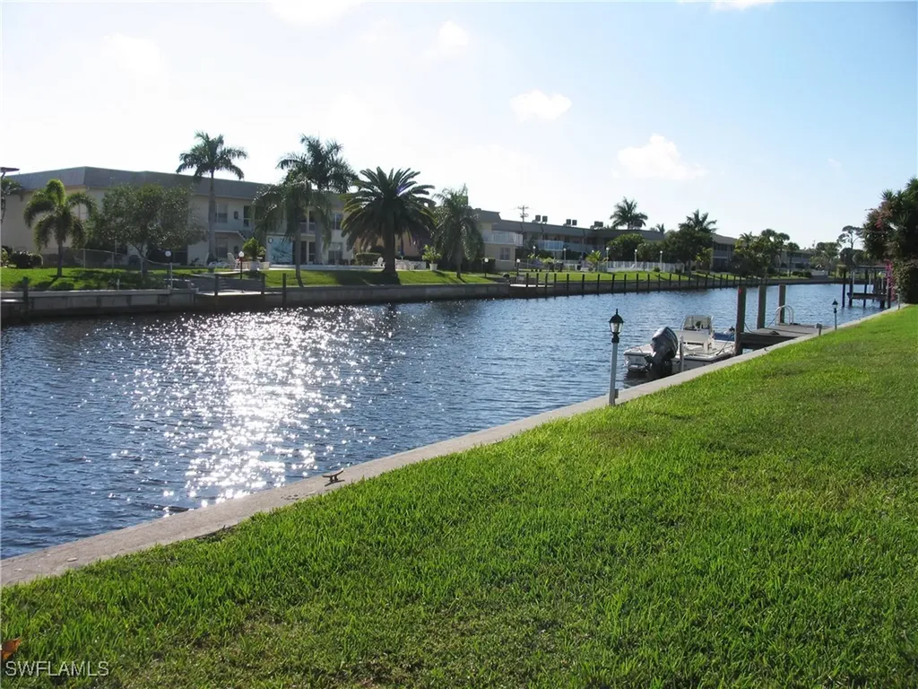 834 SE 46th Street Cape Coral FL 33904