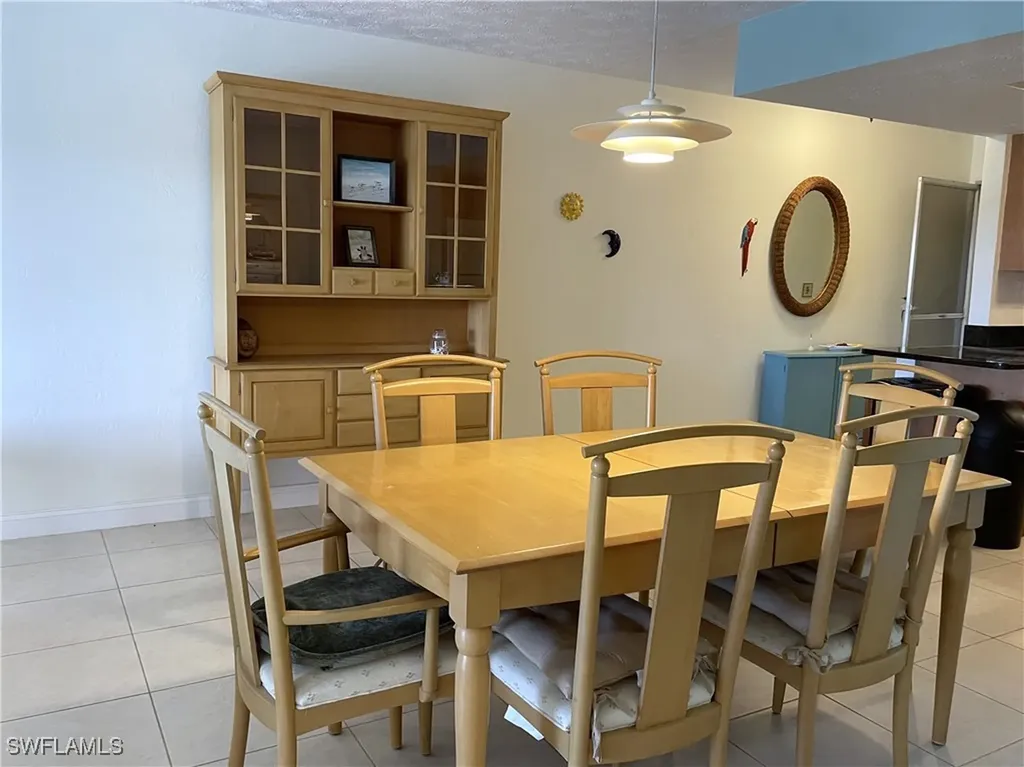 834 SE 46th Street Cape Coral FL 33904