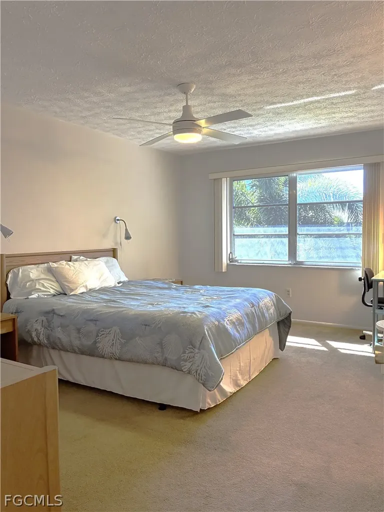 834 SE 46th Street Cape Coral FL 33904