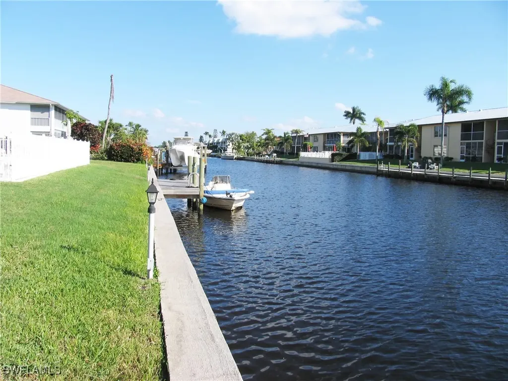 834 SE 46th Street Cape Coral FL 33904