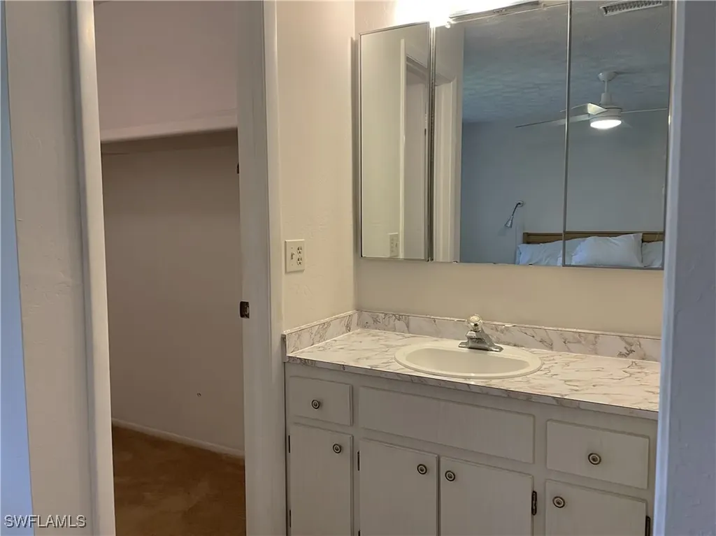 834 SE 46th Street Cape Coral FL 33904