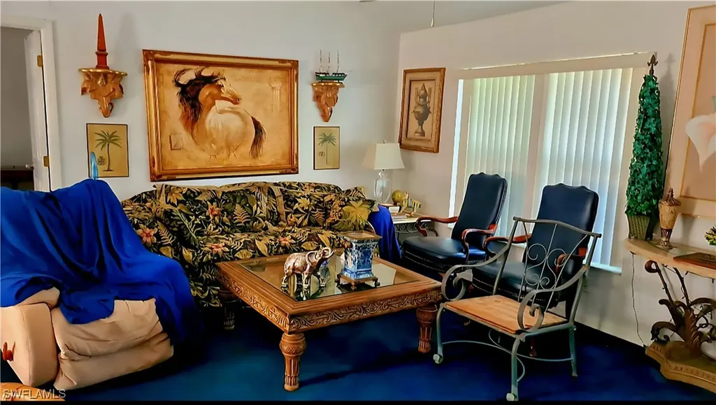 210 NE 9th Place Cape Coral FL 33909