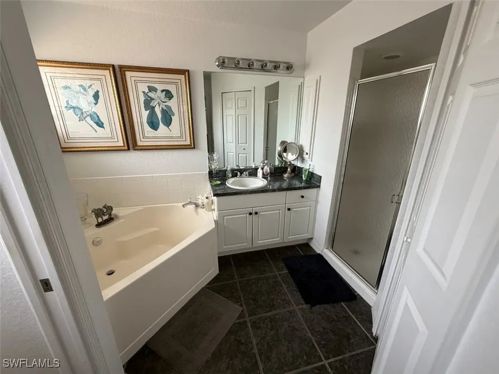 210 NE 9th Place Cape Coral FL 33909