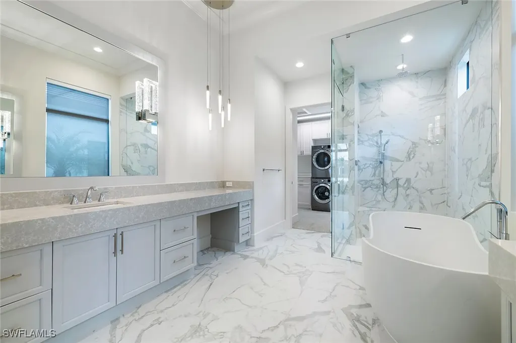 10630 Via Torino Way Miromar Lakes FL 33913