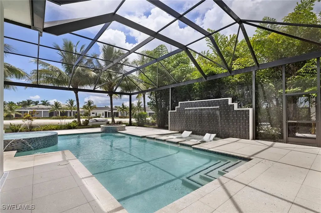 10630 Via Torino Way Miromar Lakes FL 33913