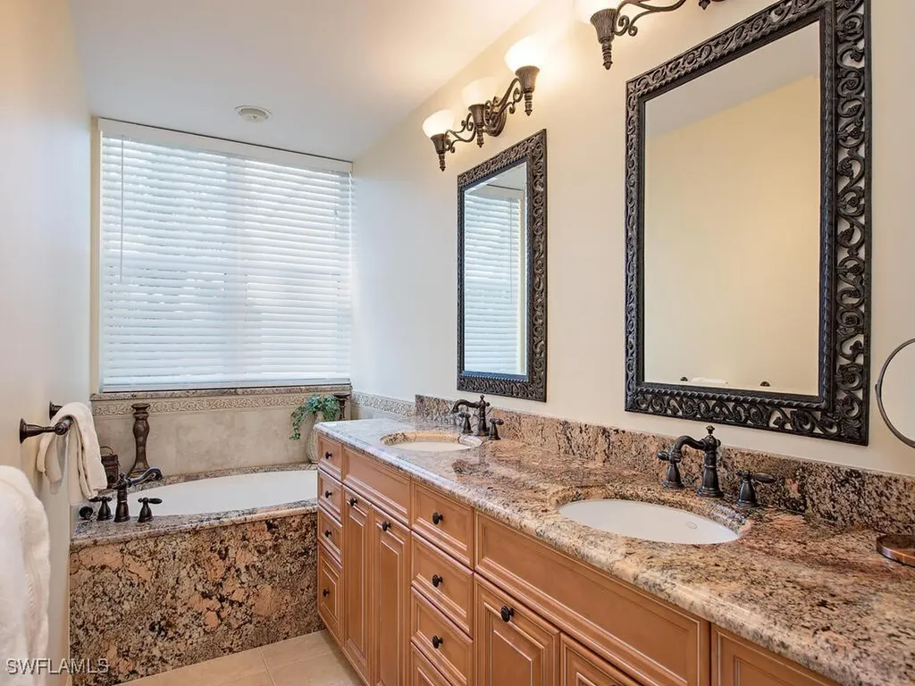 6537 Marissa Loop Naples FL 34108