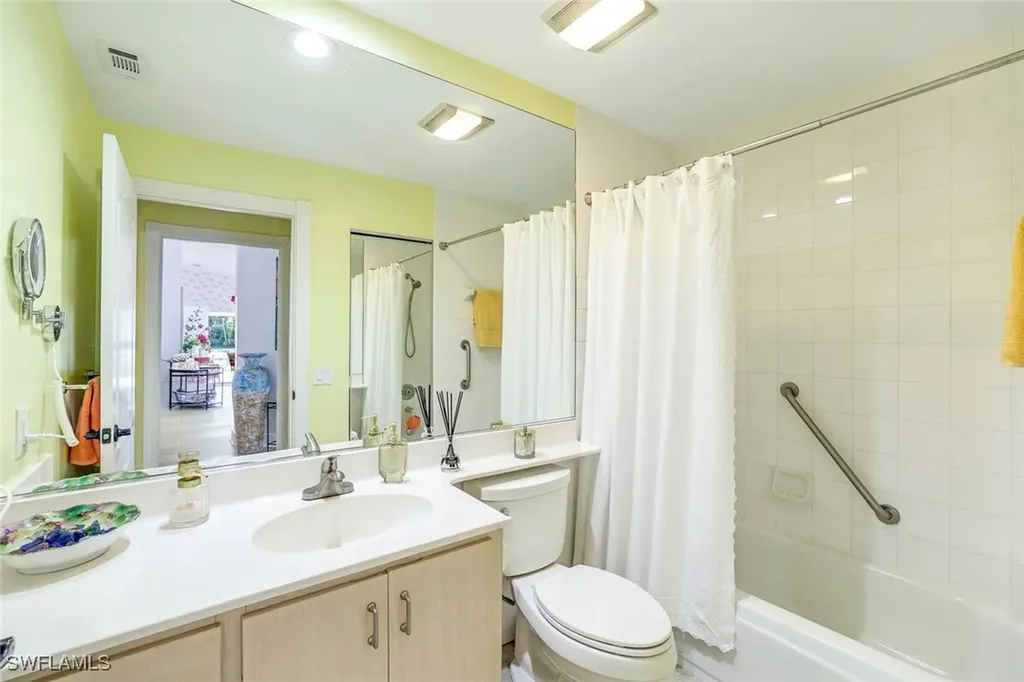 3128 Andorra Court Naples FL 34109
