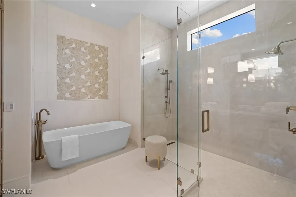 850 10th Street N Naples FL 34102