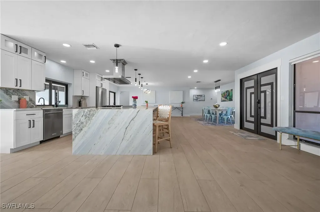 3403 SE 22nd Place Cape Coral FL 33904