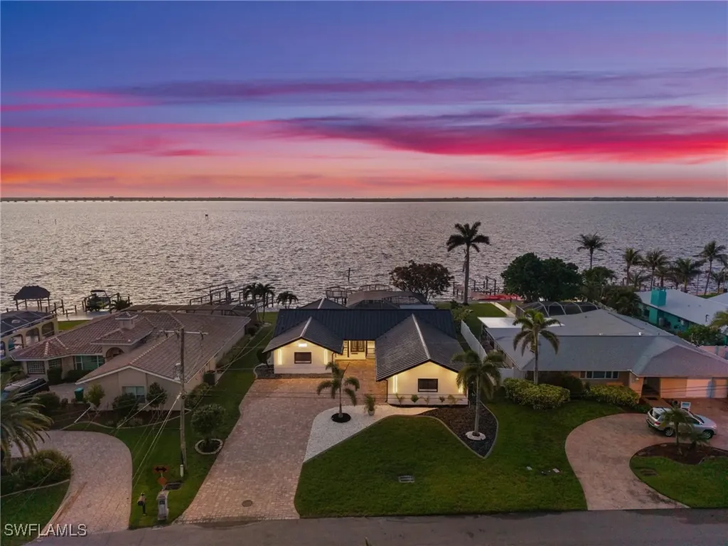 3403 SE 22nd Place Cape Coral FL 33904