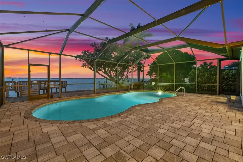 3403 SE 22nd Place Cape Coral FL 33904