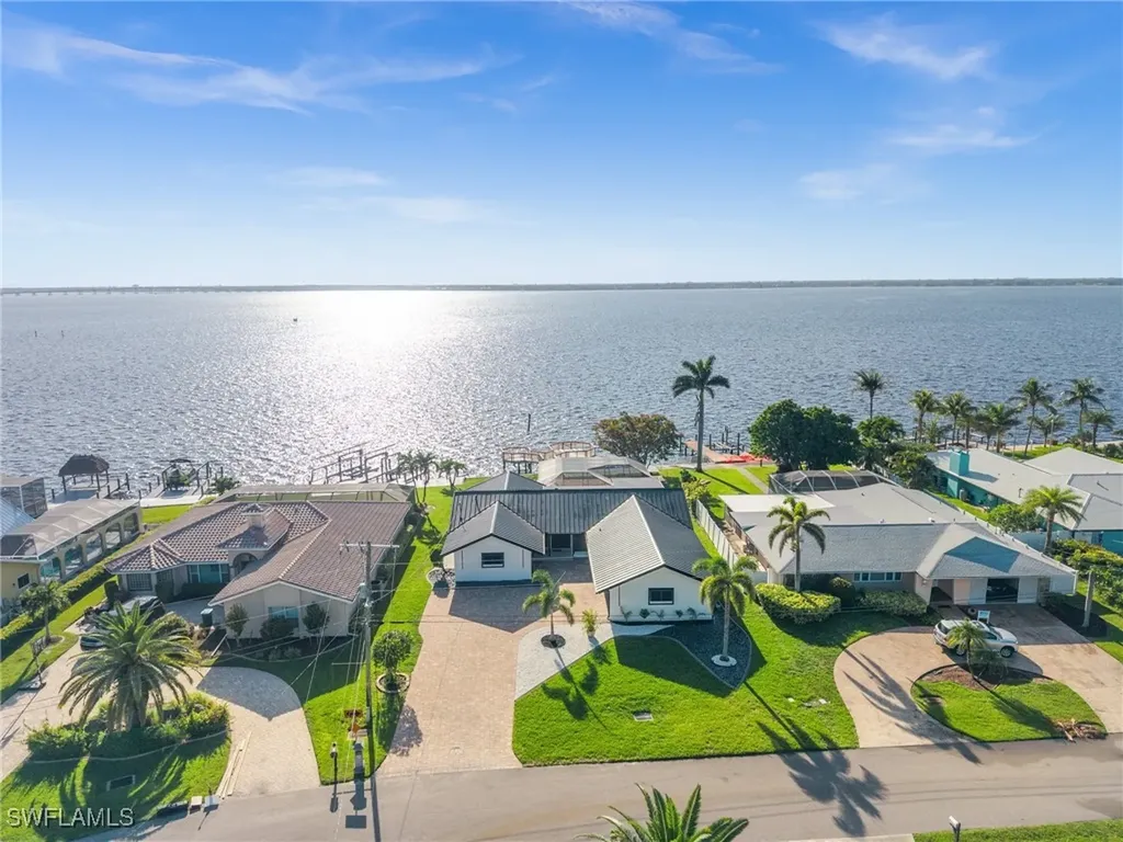 3403 SE 22nd Place Cape Coral FL 33904
