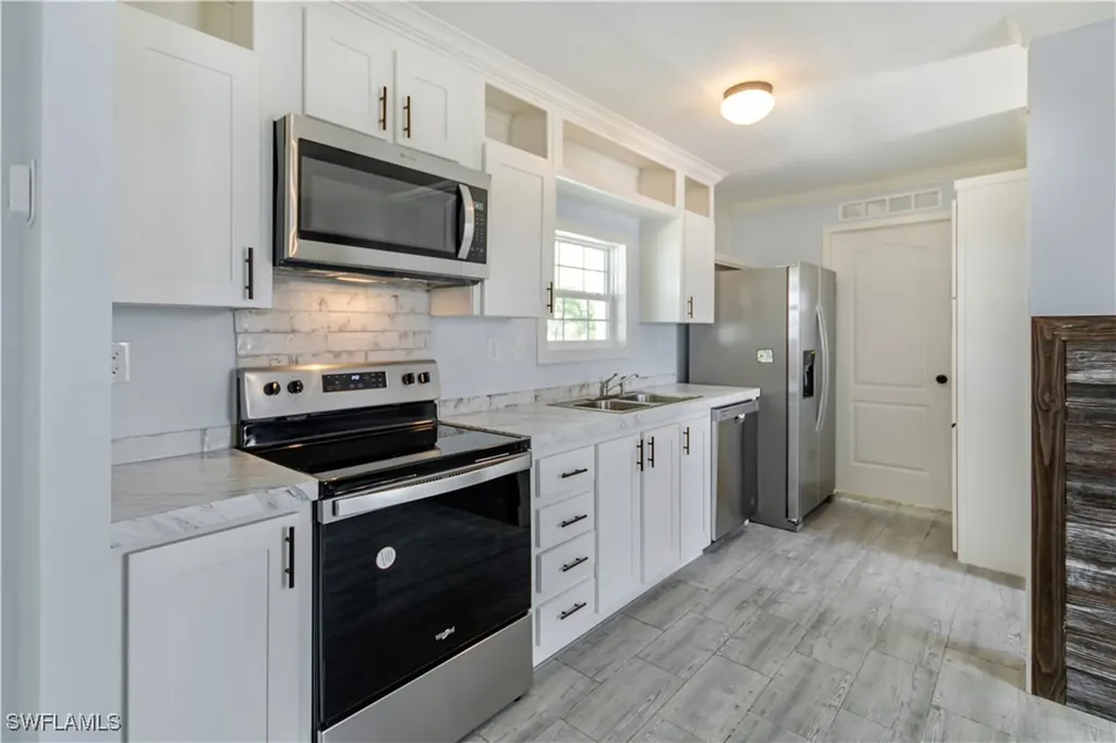 4944 Porky Lane St. James City FL 33956