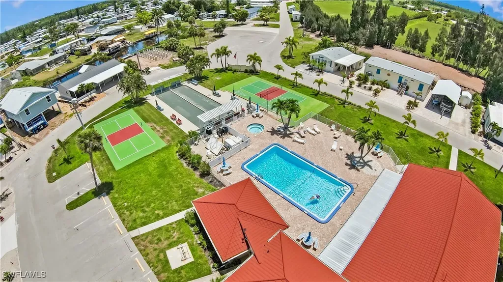 4944 Porky Lane St. James City FL 33956