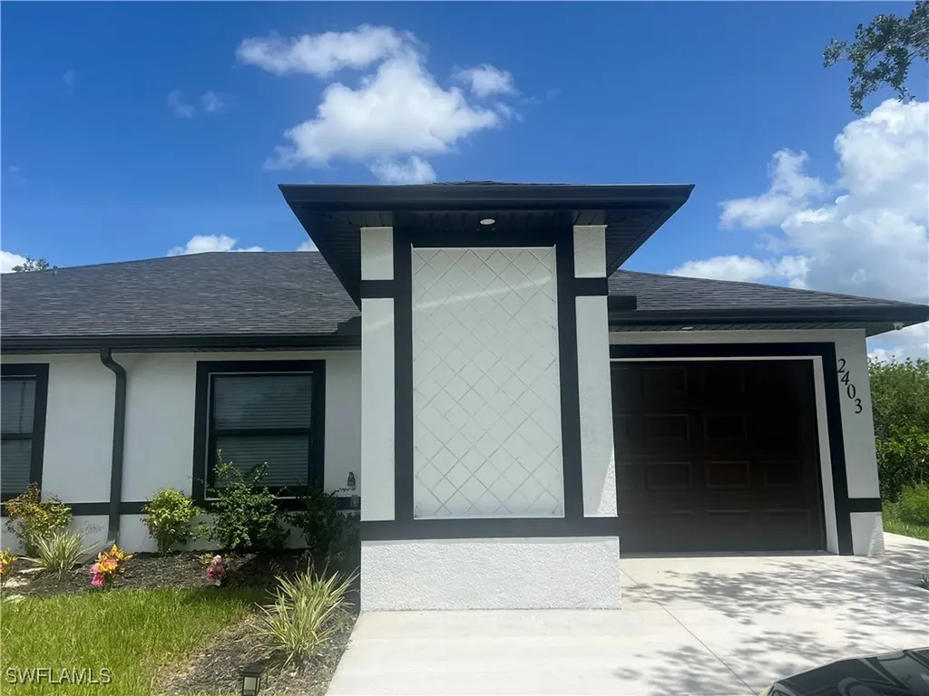 2403 Dogwood Avenue N Lehigh Acres FL 33971