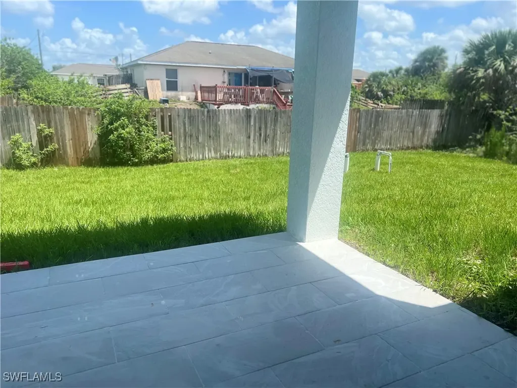 2403 Dogwood Avenue N Lehigh Acres FL 33971