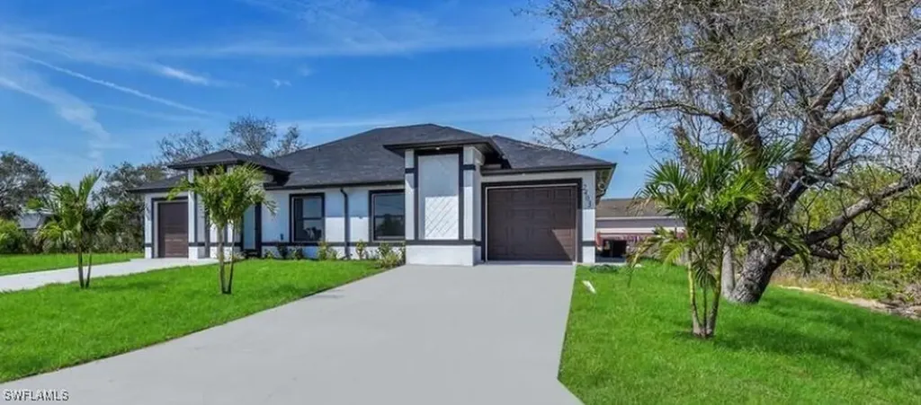 2403 Dogwood Avenue N Lehigh Acres FL 33971