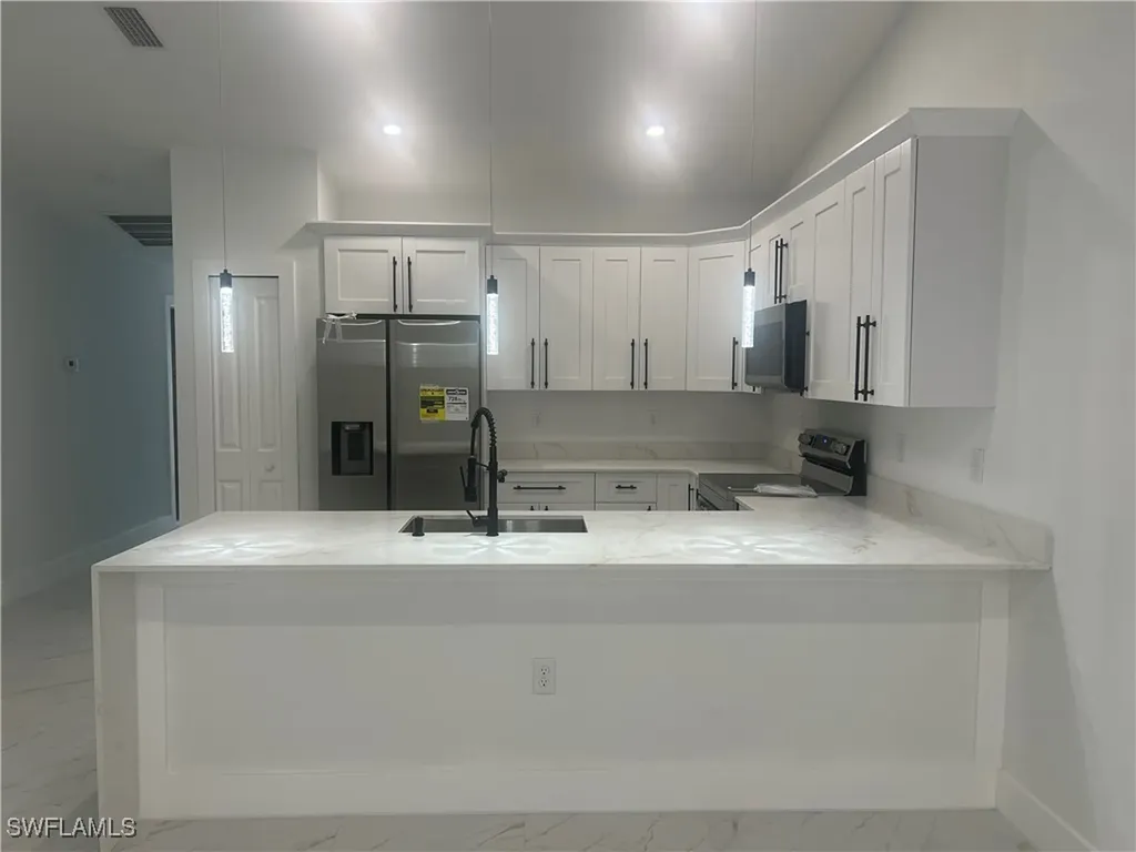 2403 Dogwood Avenue N Lehigh Acres FL 33971