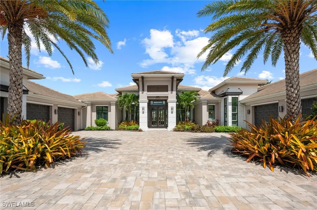 4297 Deephaven Lane Naples FL 34119