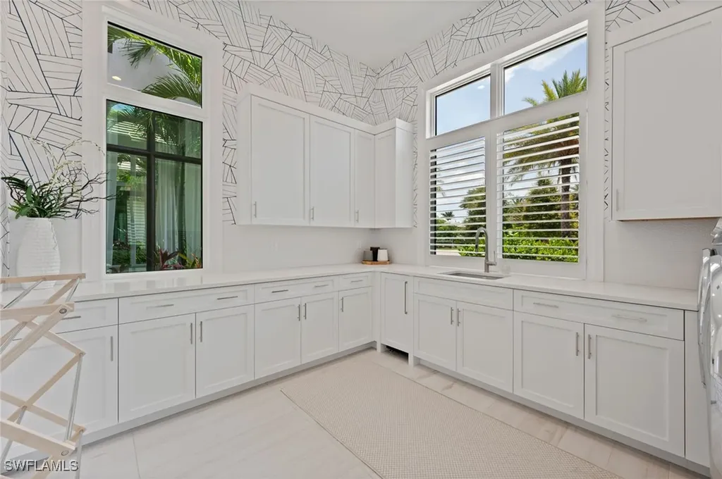 4297 Deephaven Lane Naples FL 34119