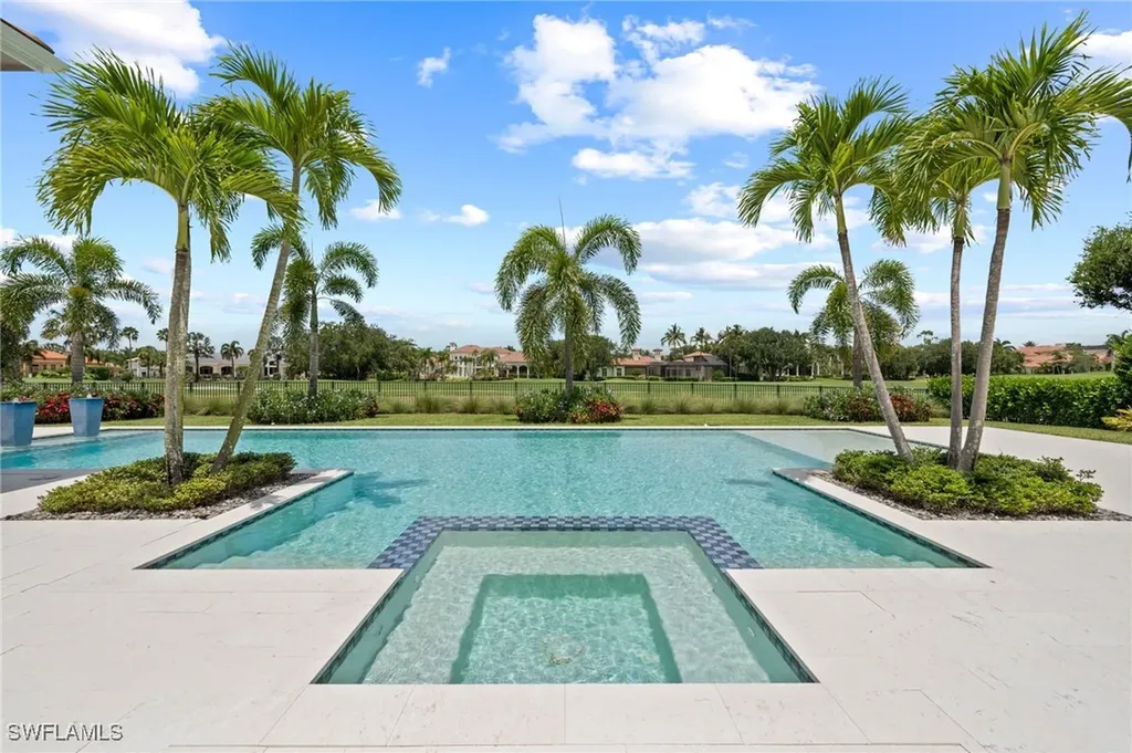 4297 Deephaven Lane Naples FL 34119