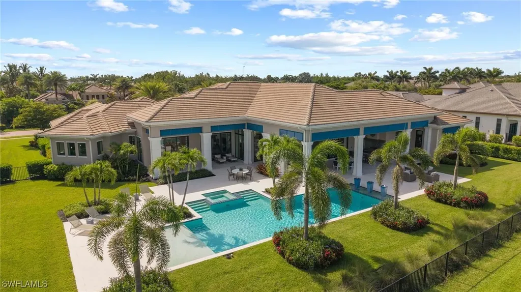 4297 Deephaven Lane Naples FL 34119