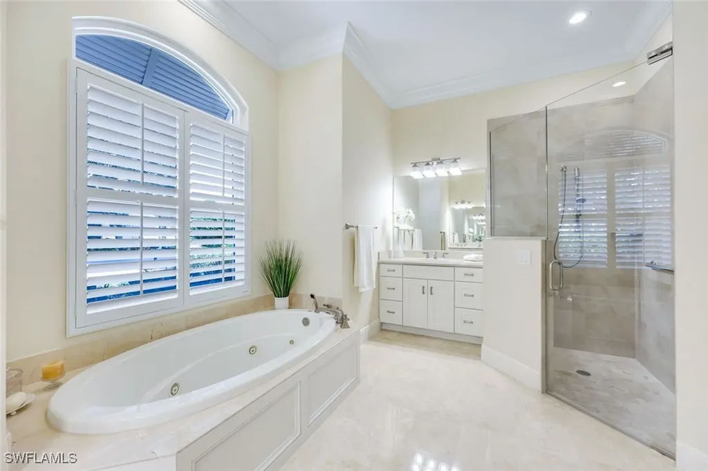 6632 Glen Arbor Way Naples FL 34119