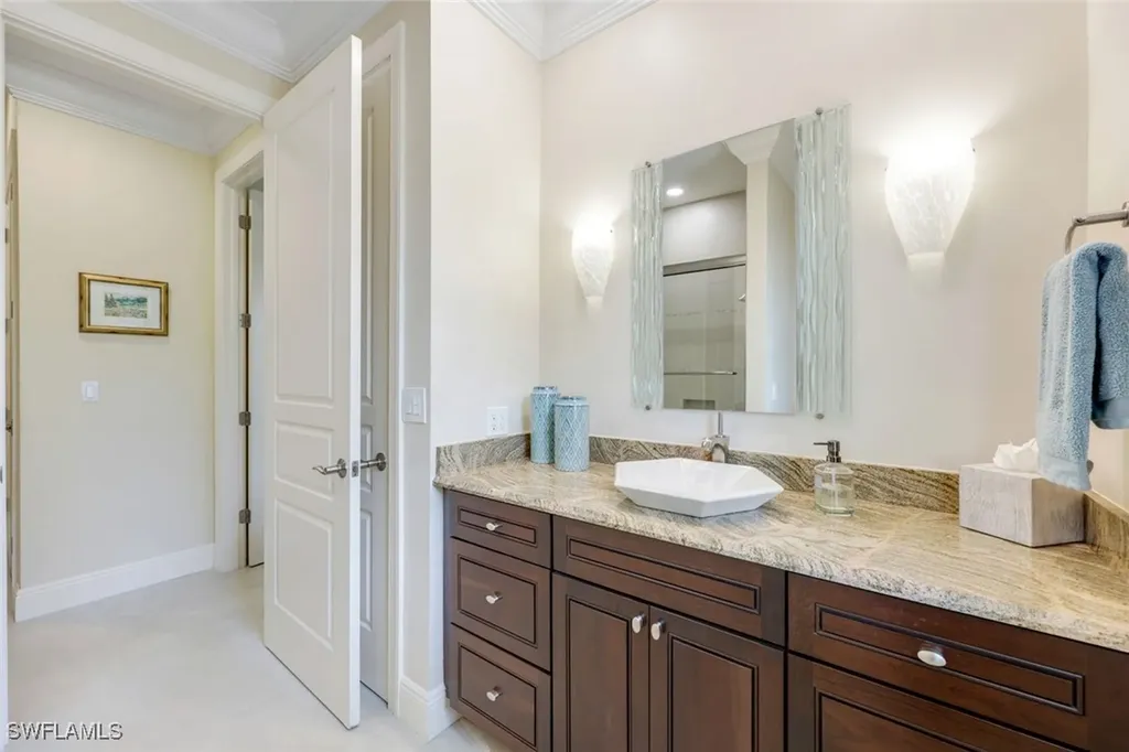 6632 Glen Arbor Way Naples FL 34119