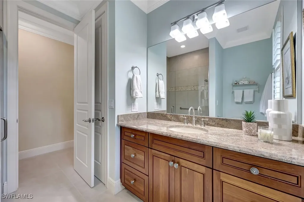 6632 Glen Arbor Way Naples FL 34119