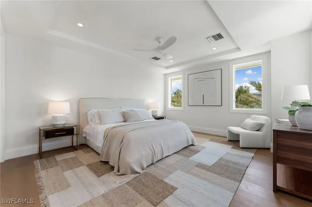 581 14th Avenue S Naples FL 34102