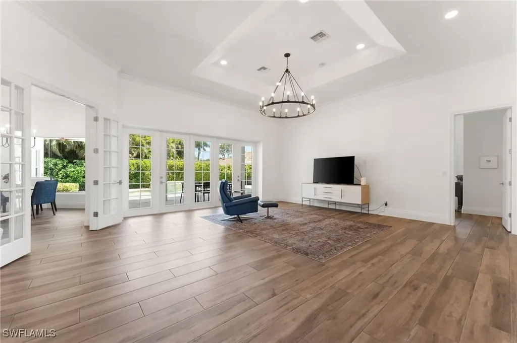 2274 Hawksridge Drive Naples FL 34105