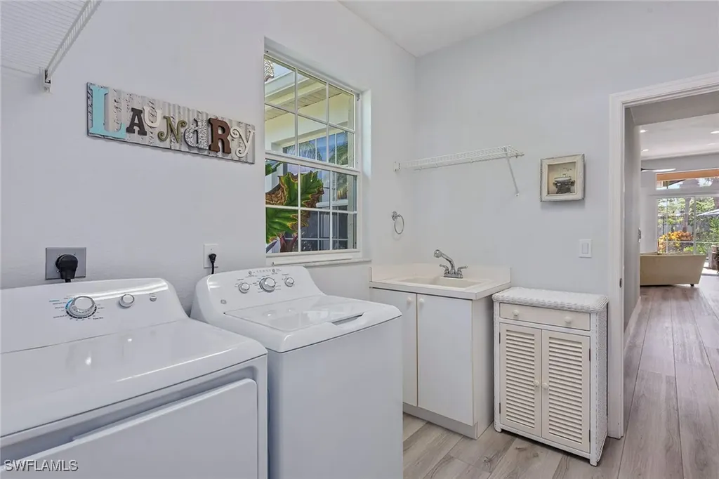 8556 Pepper Tree Way Naples FL 34114