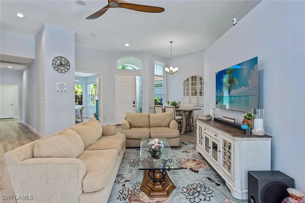 8556 Pepper Tree Way Naples FL 34114