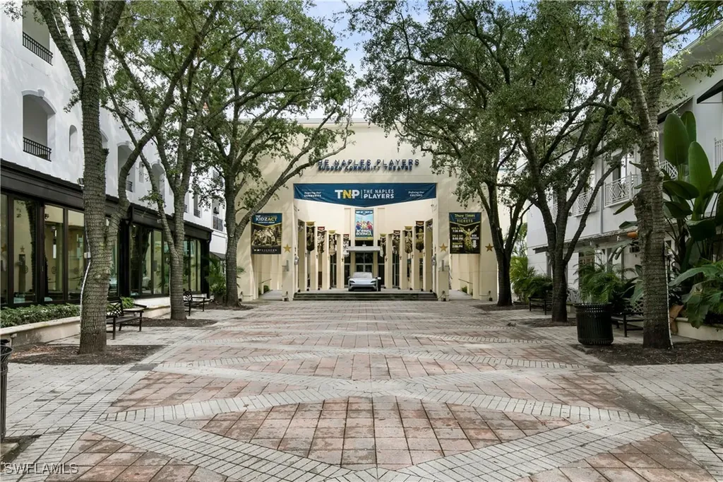 3200 Binnacle Drive Naples FL 34103