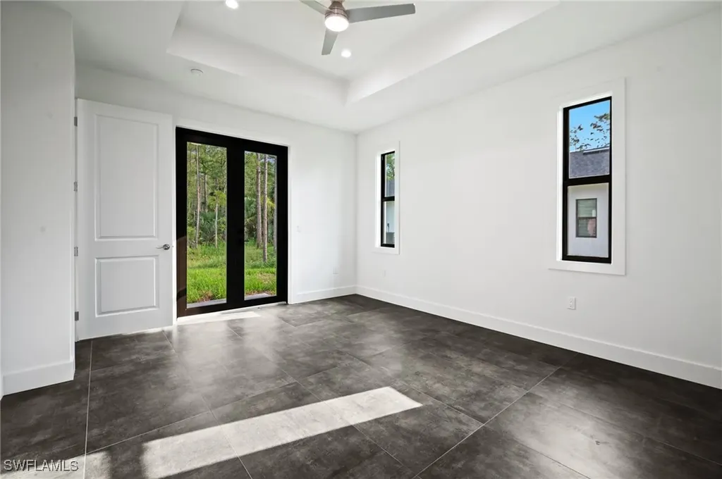 3324 27th Avenue NE Naples FL 34120