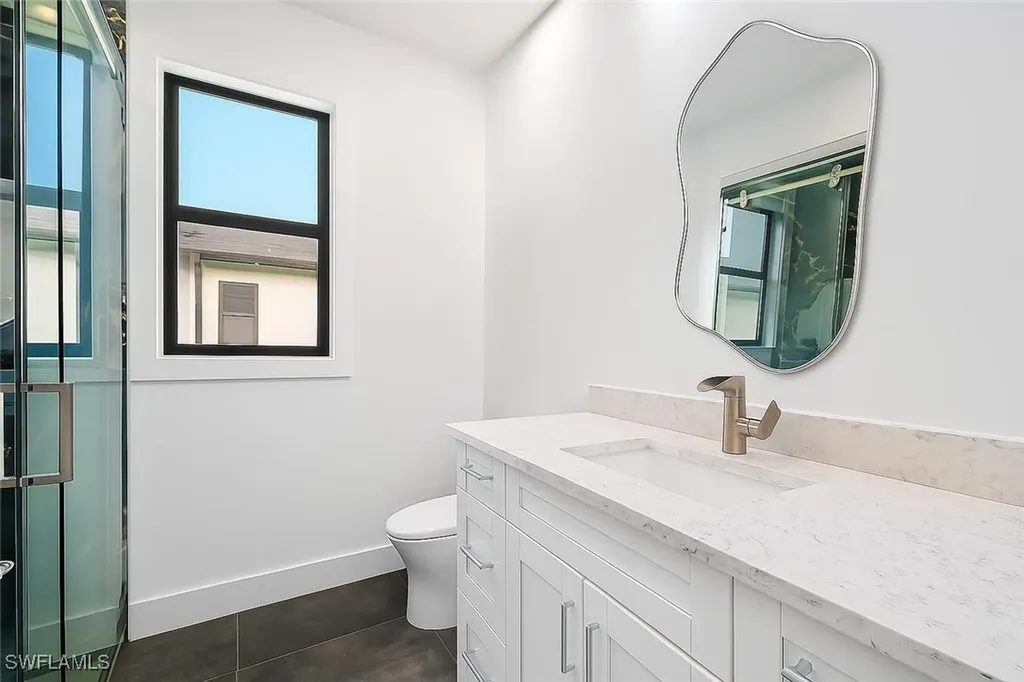 3324 27th Avenue NE Naples FL 34120