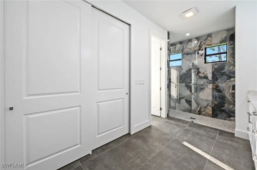 3324 27th Avenue NE Naples FL 34120