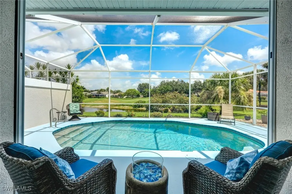 2041 Crestview Way Naples FL 34119