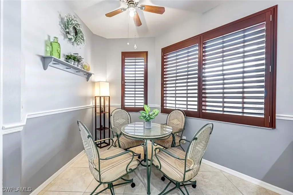 2041 Crestview Way Naples FL 34119