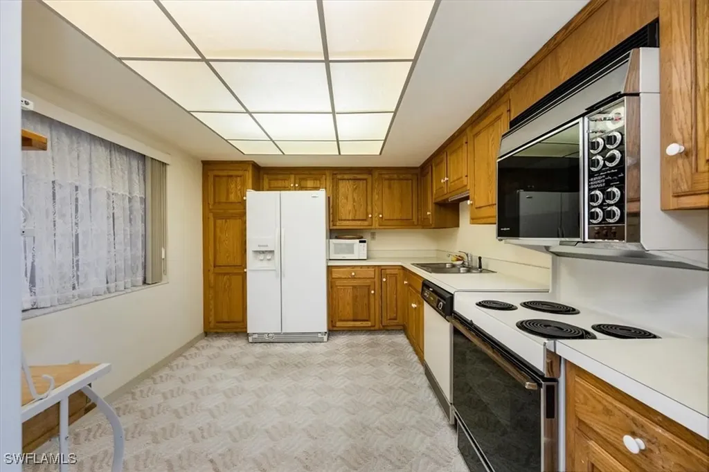 415 Augusta Boulevard Naples FL 34113