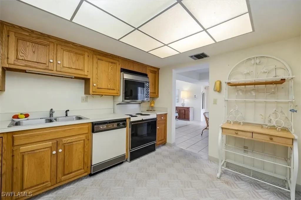 415 Augusta Boulevard Naples FL 34113