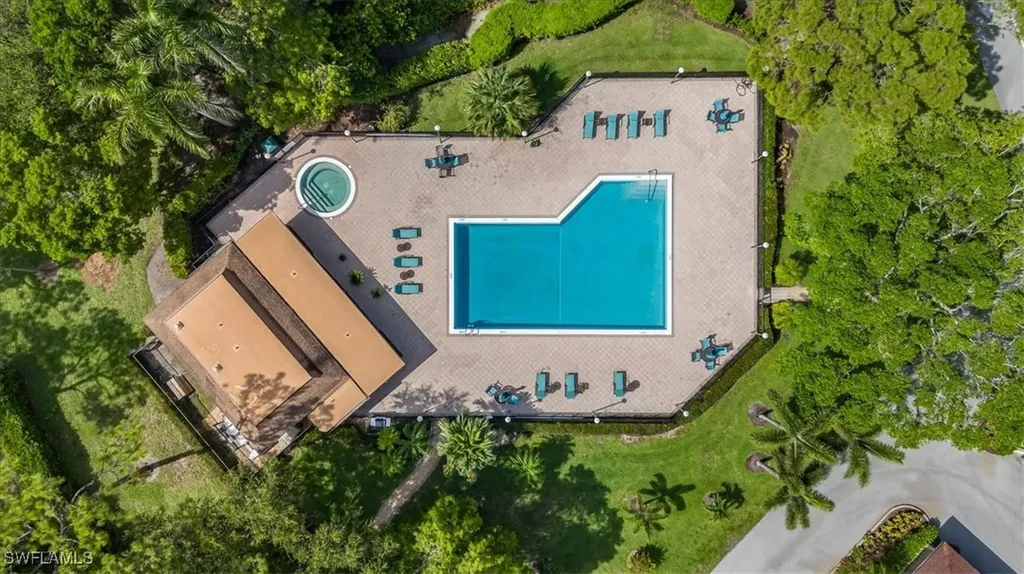 415 Augusta Boulevard Naples FL 34113