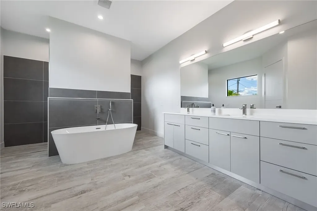 2122 Coral Point Drive Cape Coral FL 33990