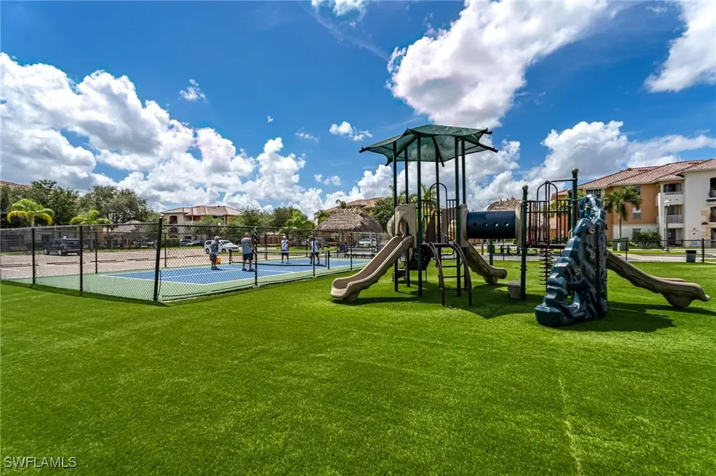 3939 Pomodoro Circle Cape Coral FL 33909