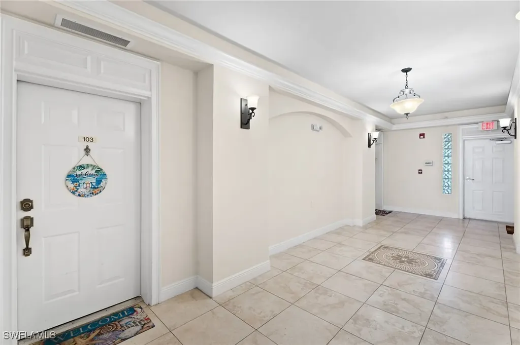 3939 Pomodoro Circle Cape Coral FL 33909