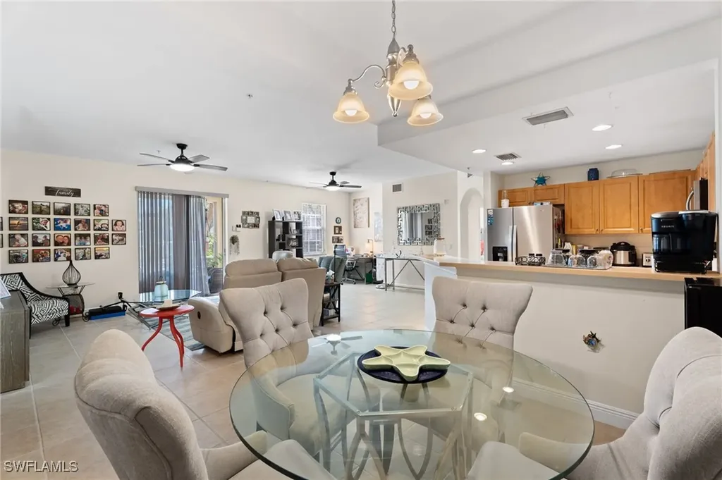 3939 Pomodoro Circle Cape Coral FL 33909